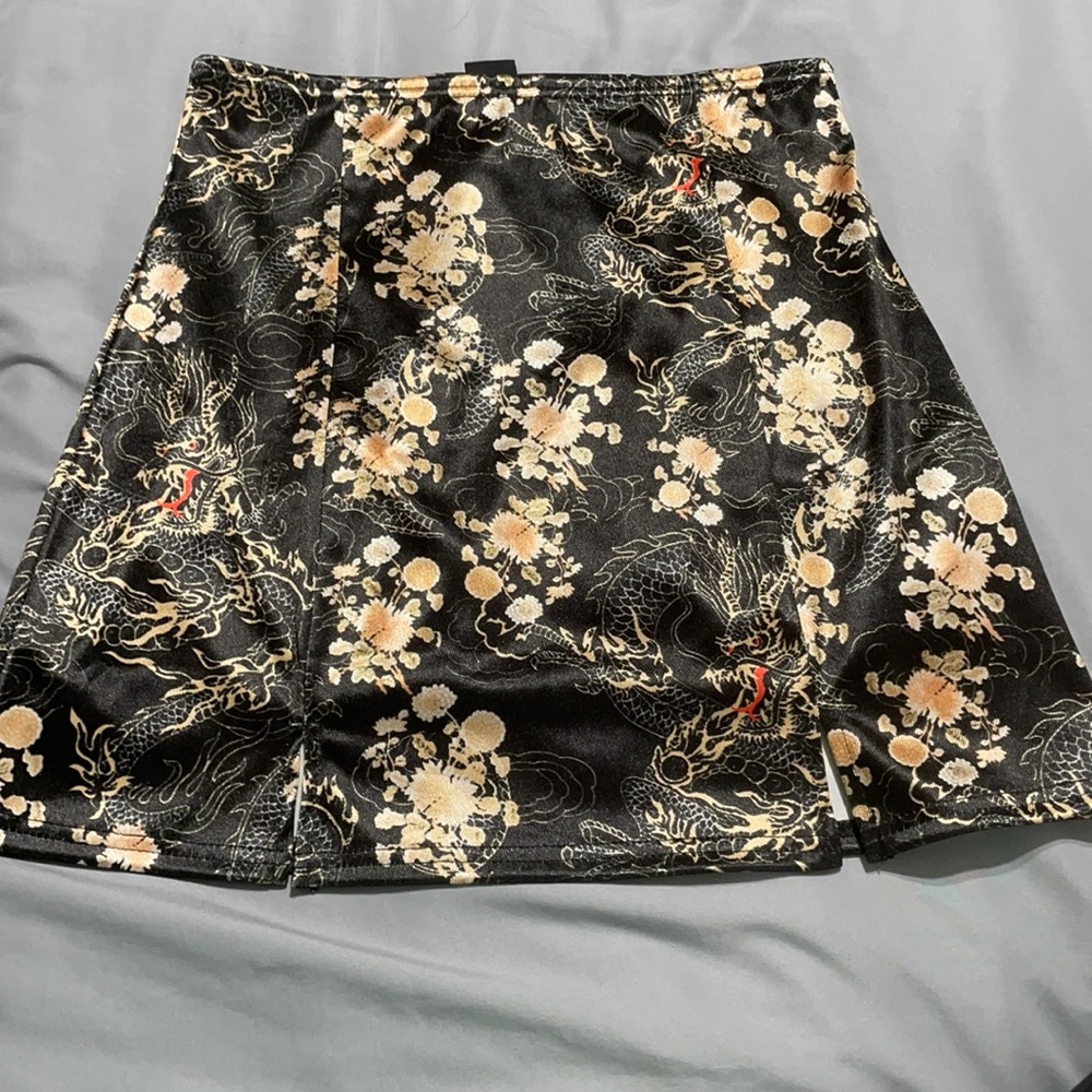 Printed mini skirt